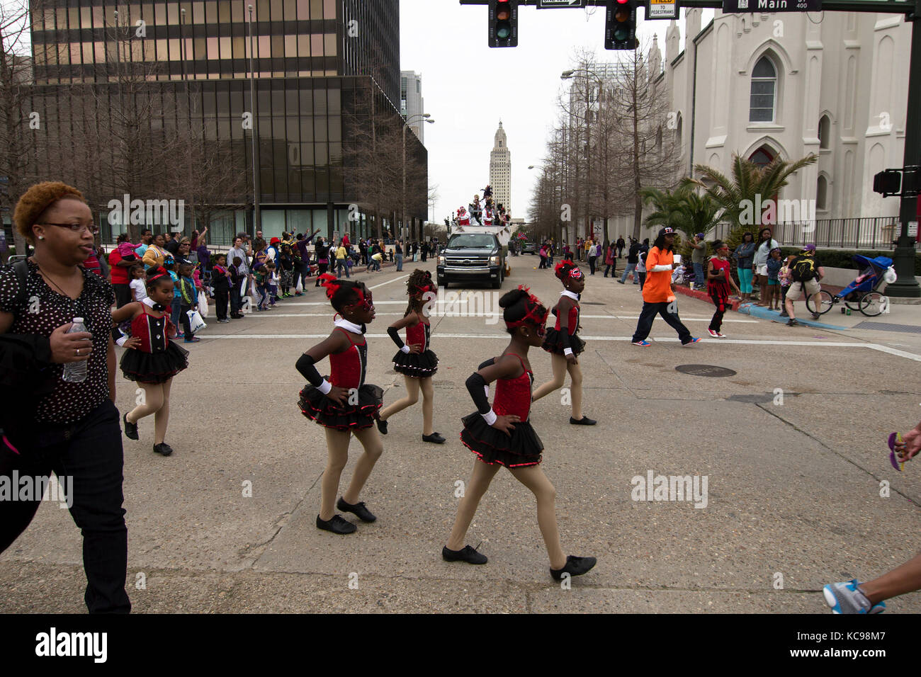 mardi gras celebrations in baton rouge