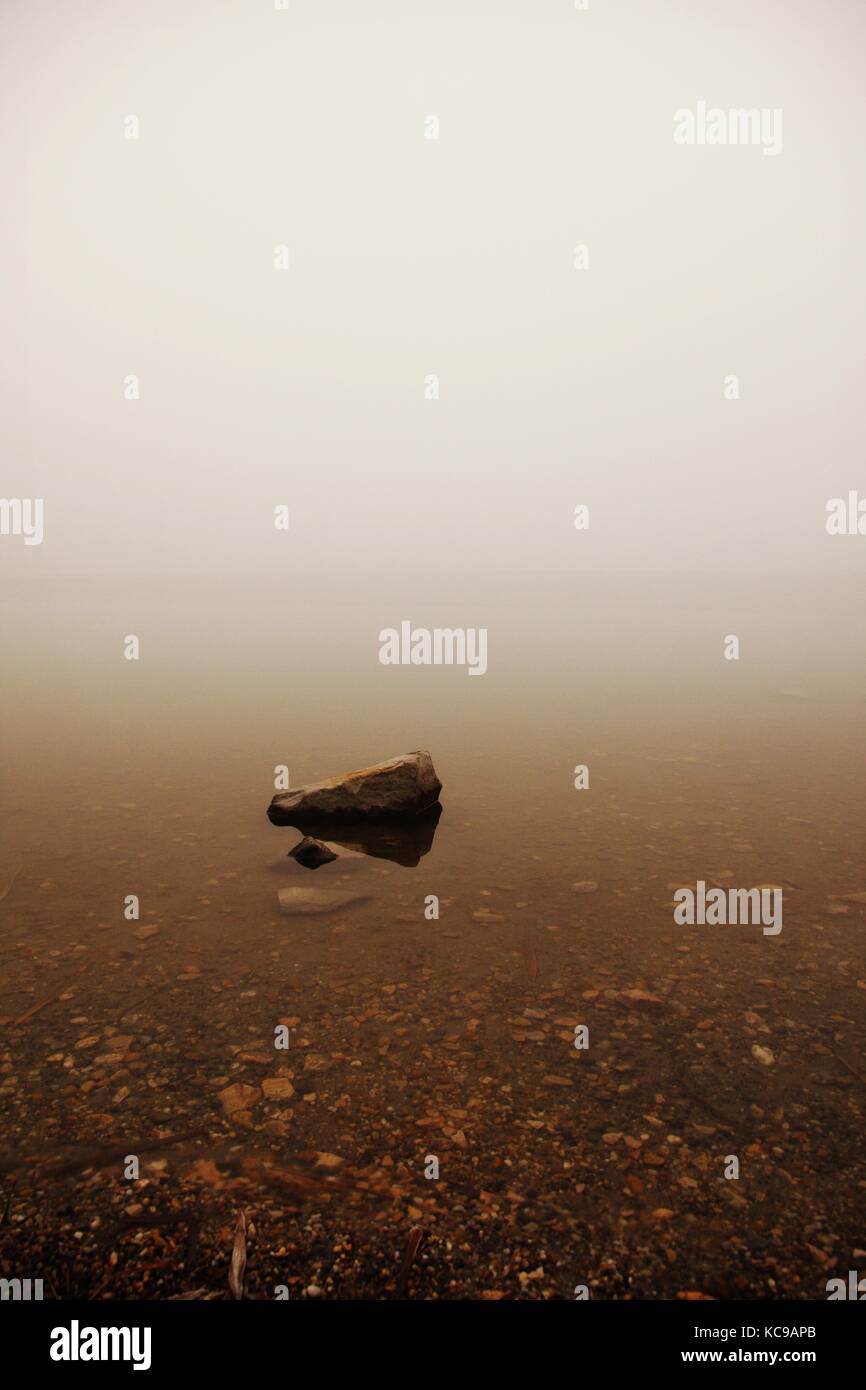 Pebbles in water hi-res stock photography and images - Alamy
