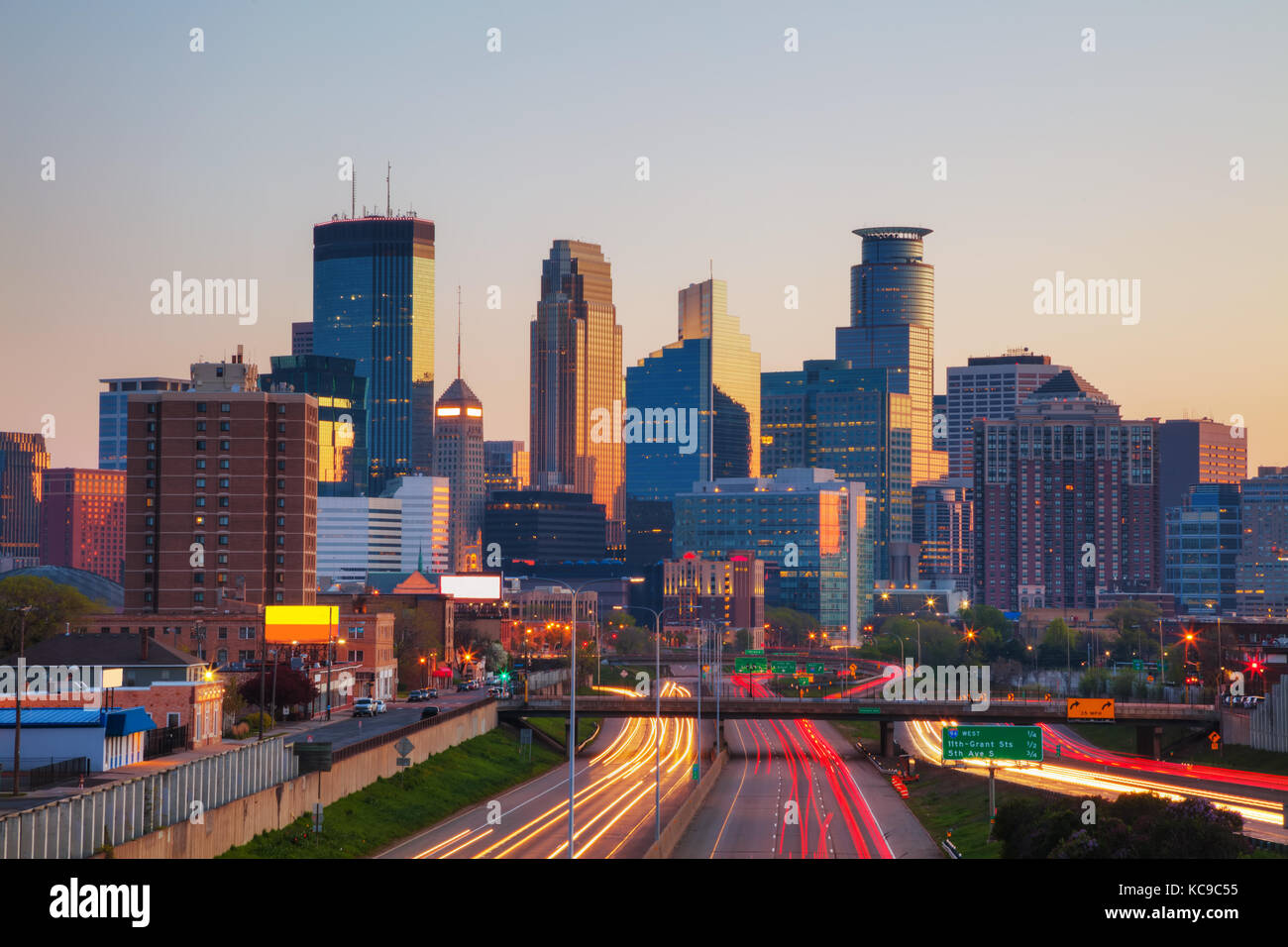 Downtown Minneapolis, Minnesota at the sunrise Stock Photo Alamy