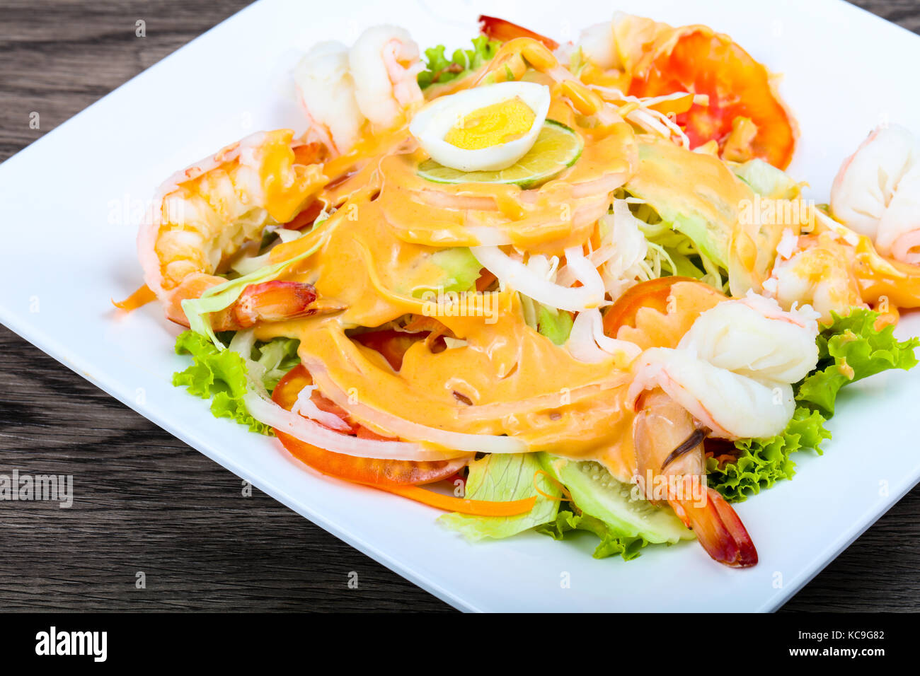 Shrimp cocktail with 1000 islands sauce and lime Stock Photo Alamy