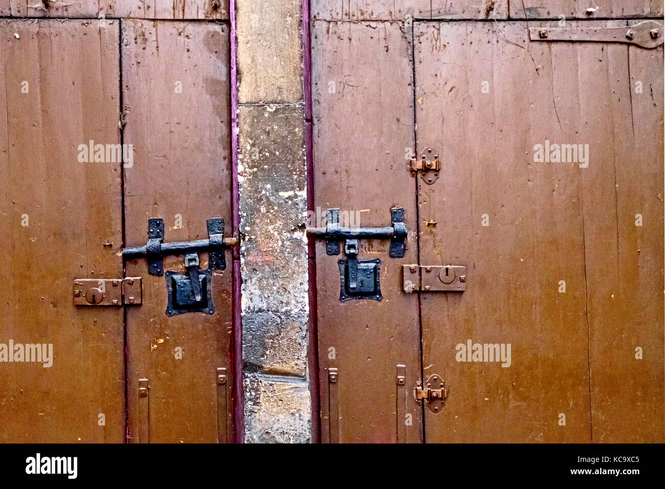 Rouen, Normandy, France: Cathedral entrance (inside); Tür der Kathedrale von Rouen (innen) Stock Photo