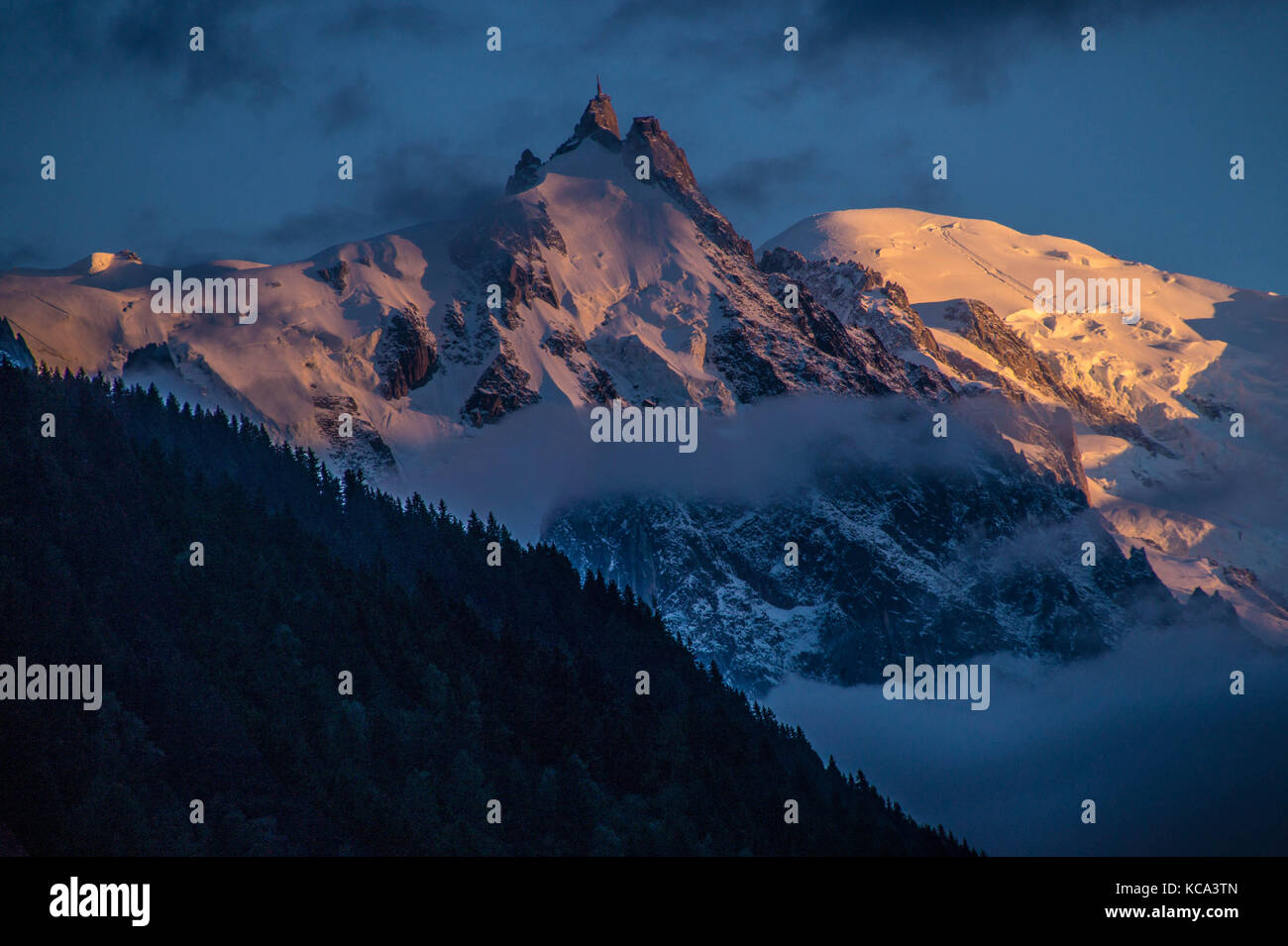 sunset on the Mont Blanc massif Stock Photo - Alamy