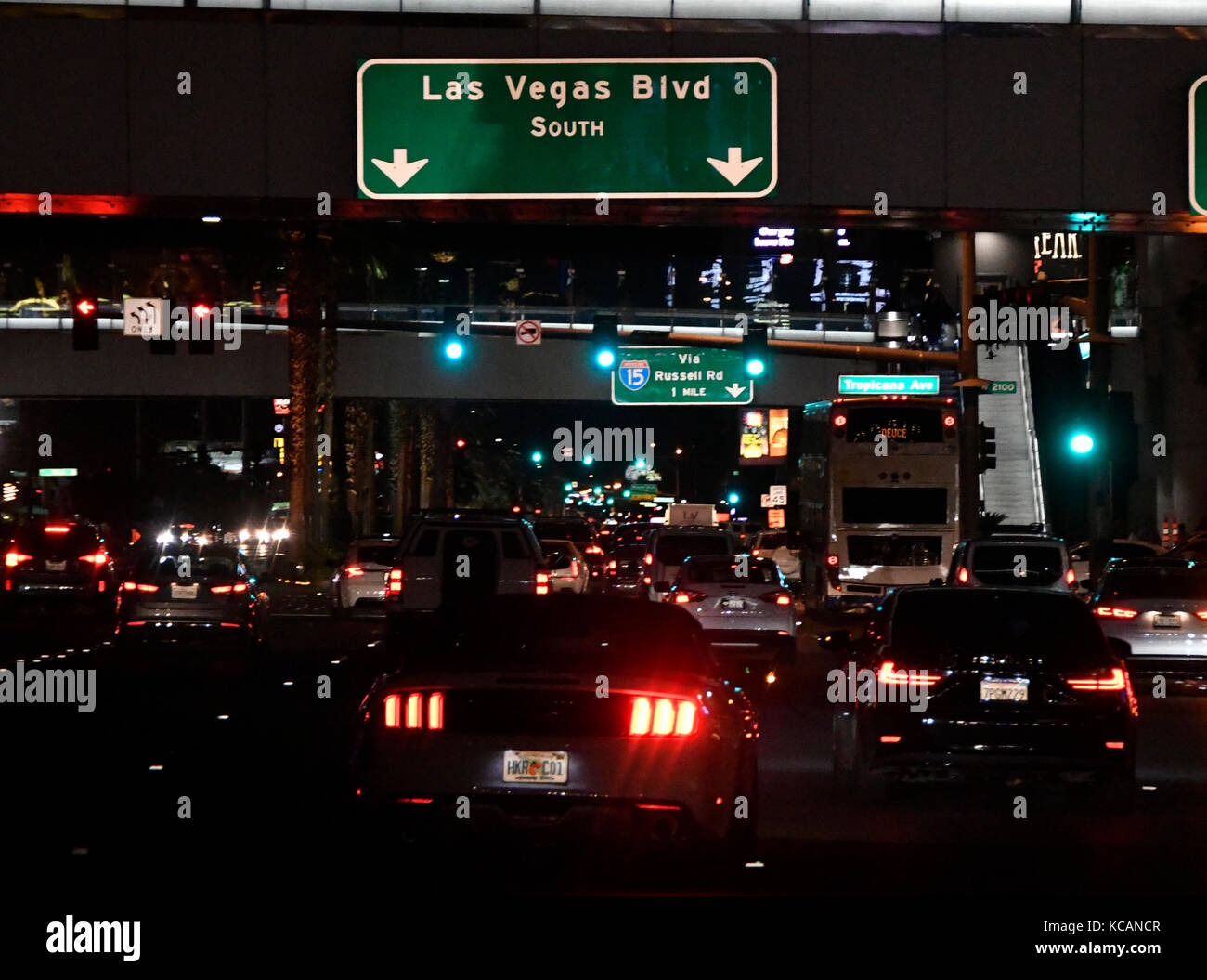 Las vegas shooting aftermath hires stock photography and images Alamy