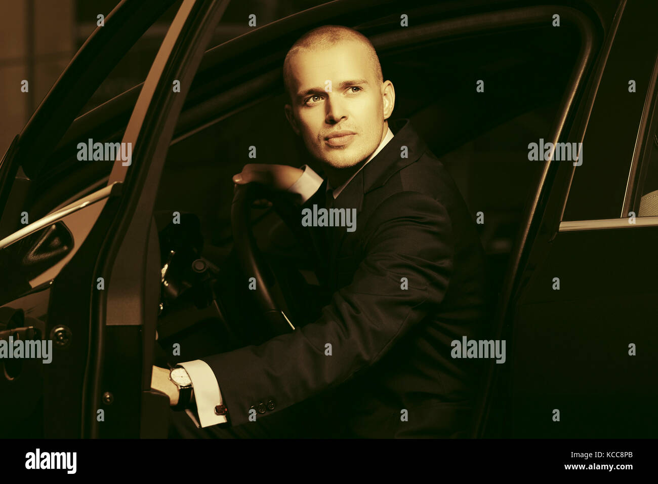 Young businessman sitting car hi-res stock photography and images - Alamy