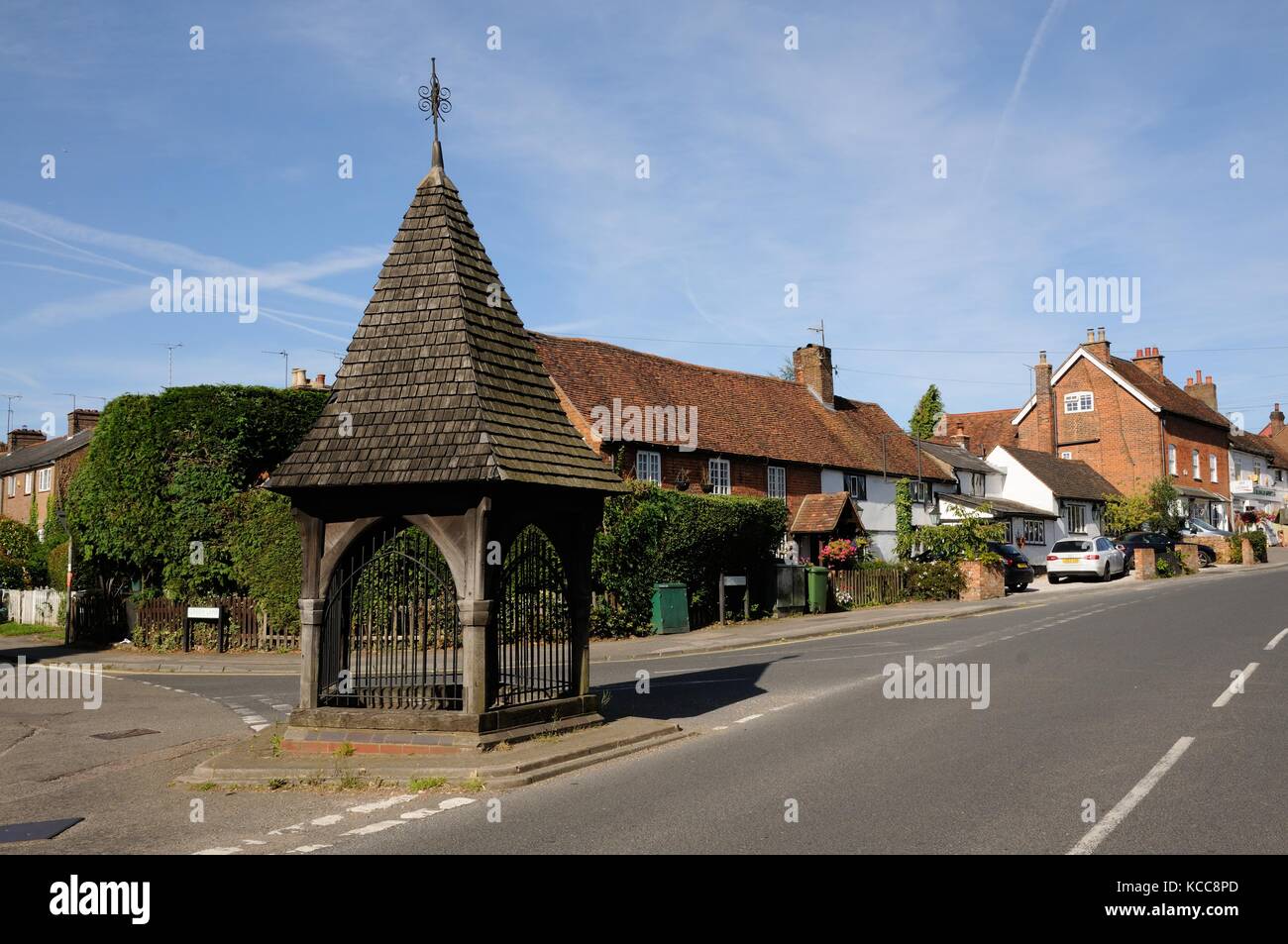 Bovingdon hertfordshire hires stock photography and images Alamy