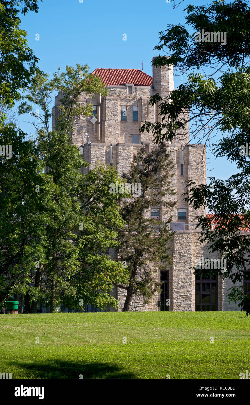 1930s water treatment building milwaukee wisconsin art deco style