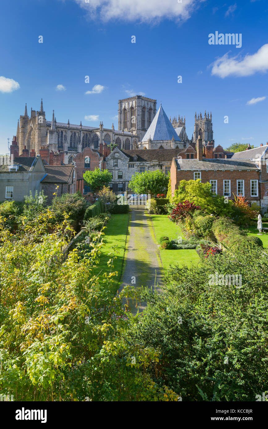 York Minster and Grays Court from the Bar Walls Stock Photo