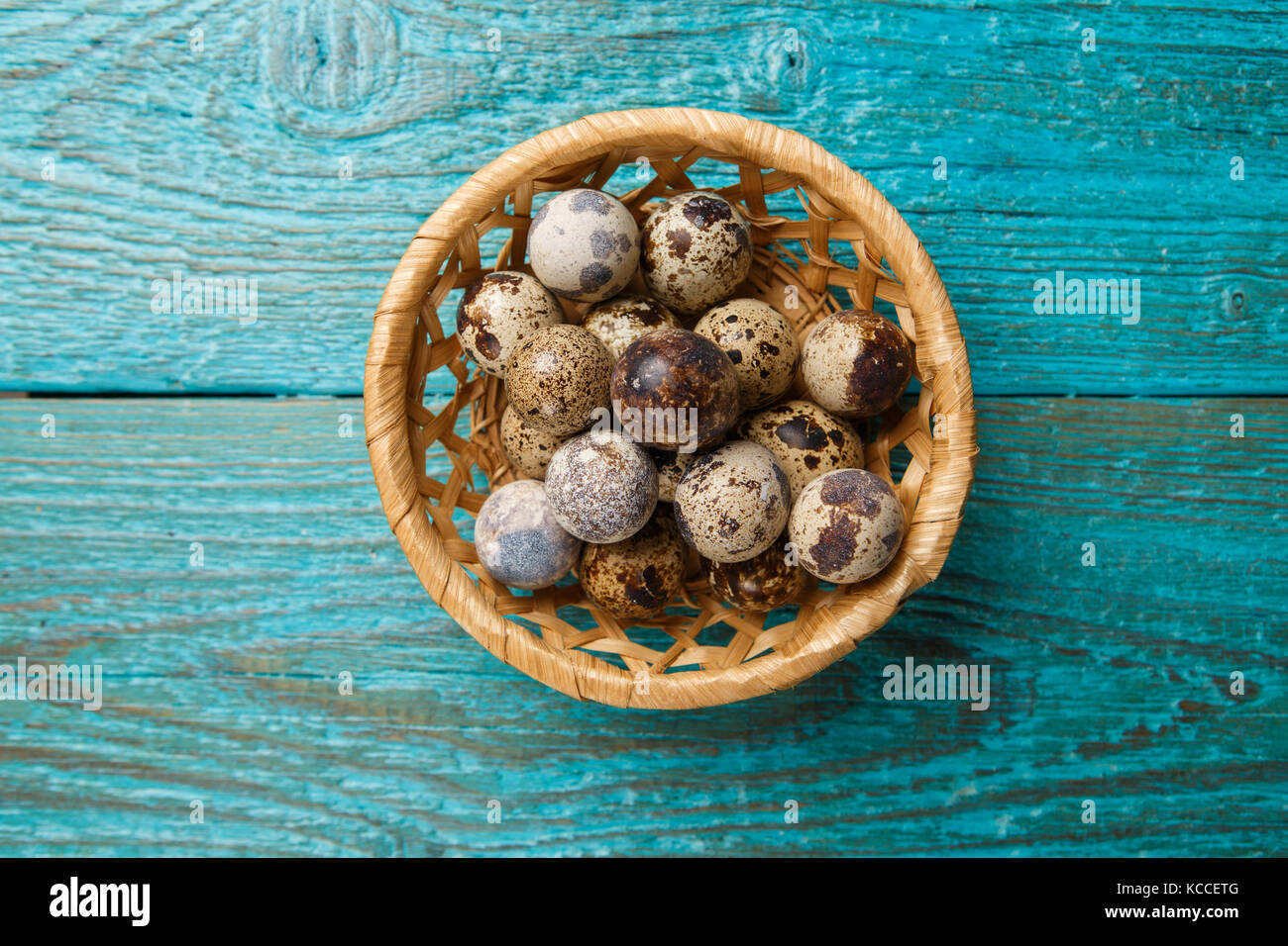Photo of quail eggs in basket Stock Photo Alamy