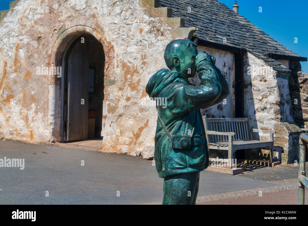 North Berwick, Seabird Centre statue, the watcher,  East Lothian,  Scotland, UK. Stock Photo