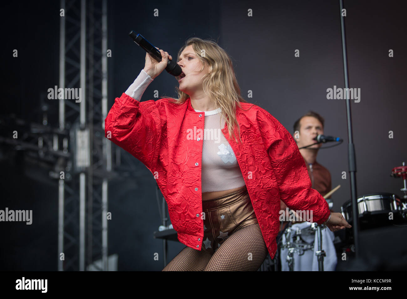 tove-lo-concert-hi-res-stock-photography-and-images-alamy