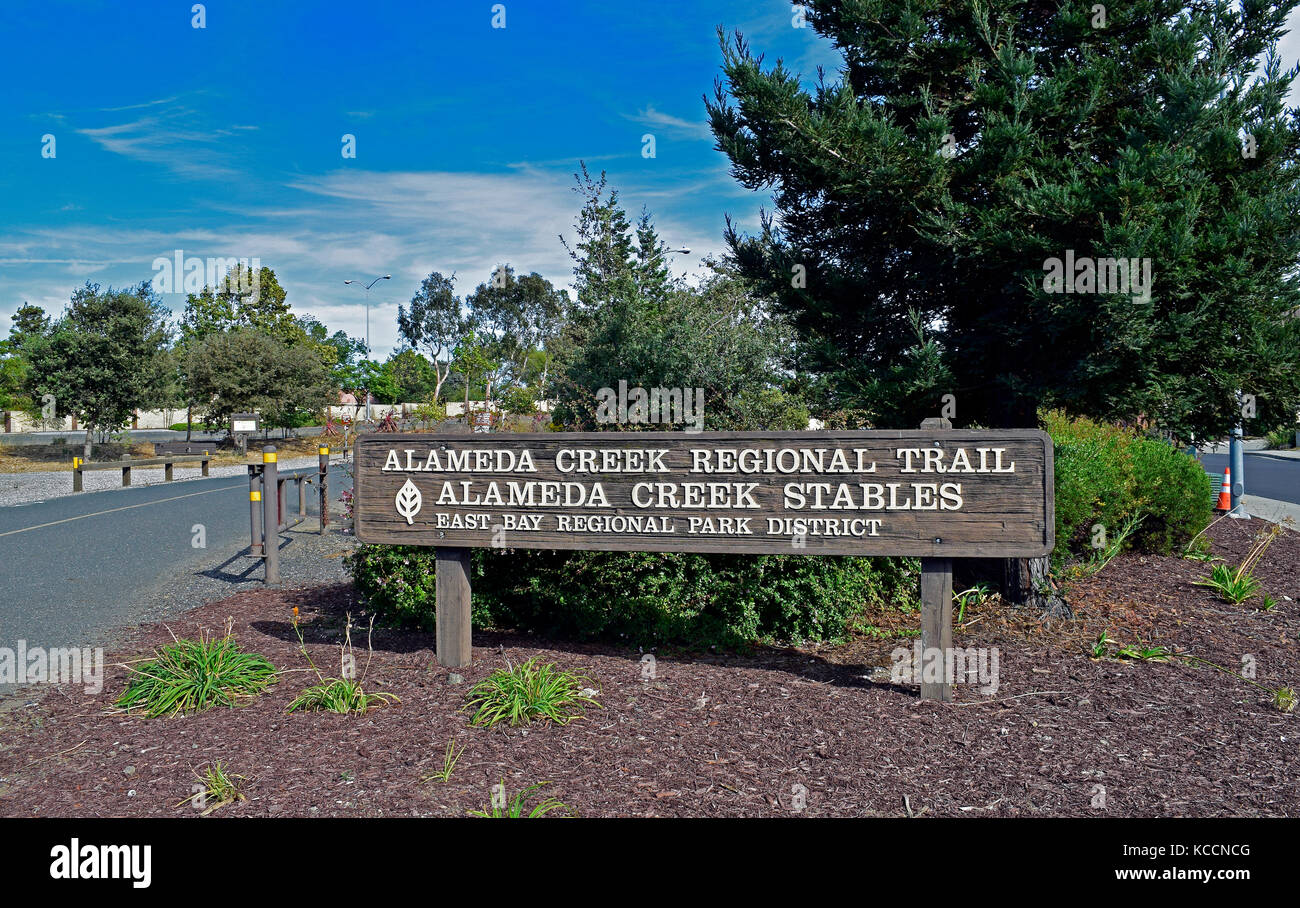 Alameda Creek Regional trail staging area, California, Alameda 