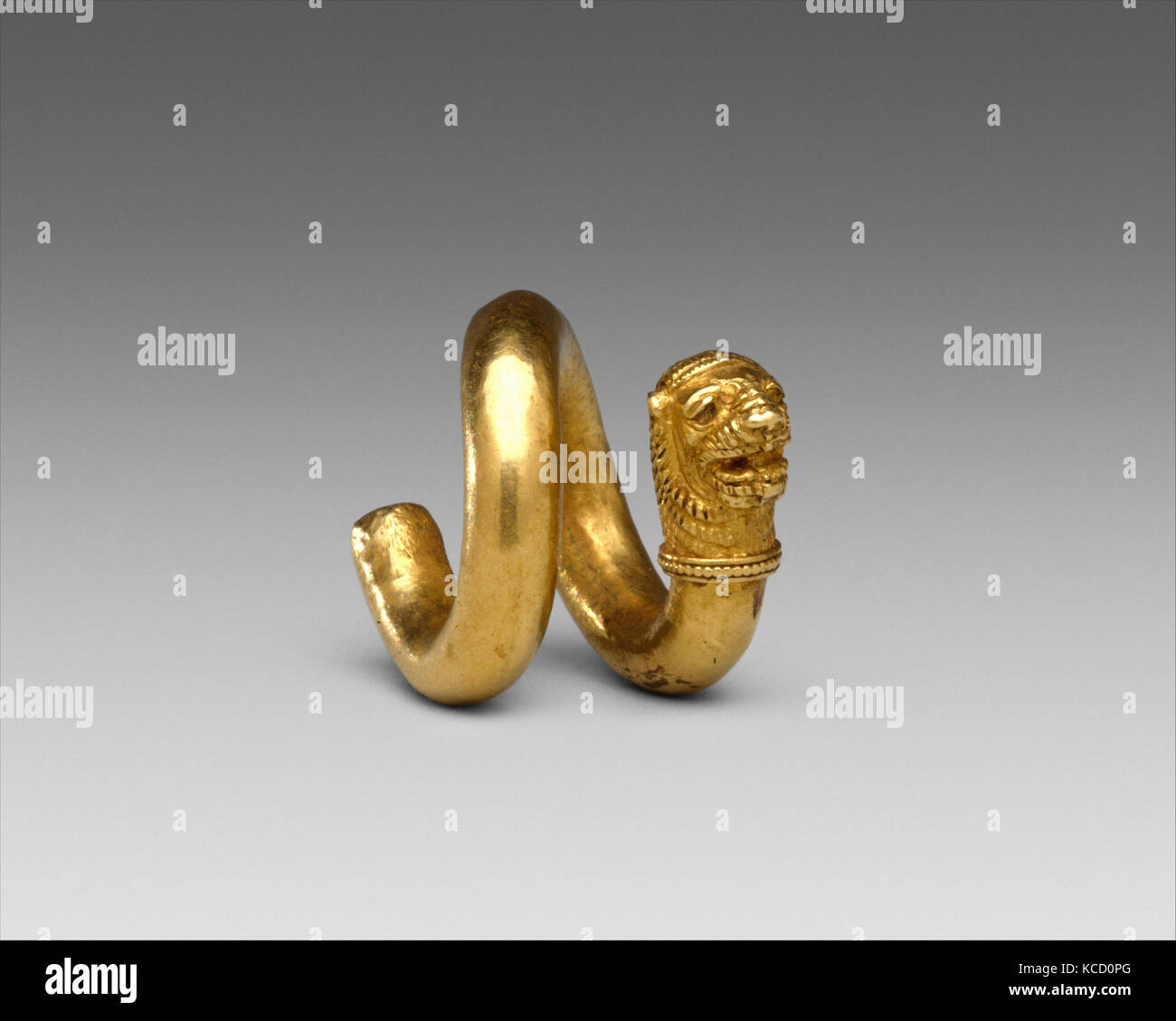 Terminal Studs Set Gold spiral earrings hi-res stock photography and images - Alamy