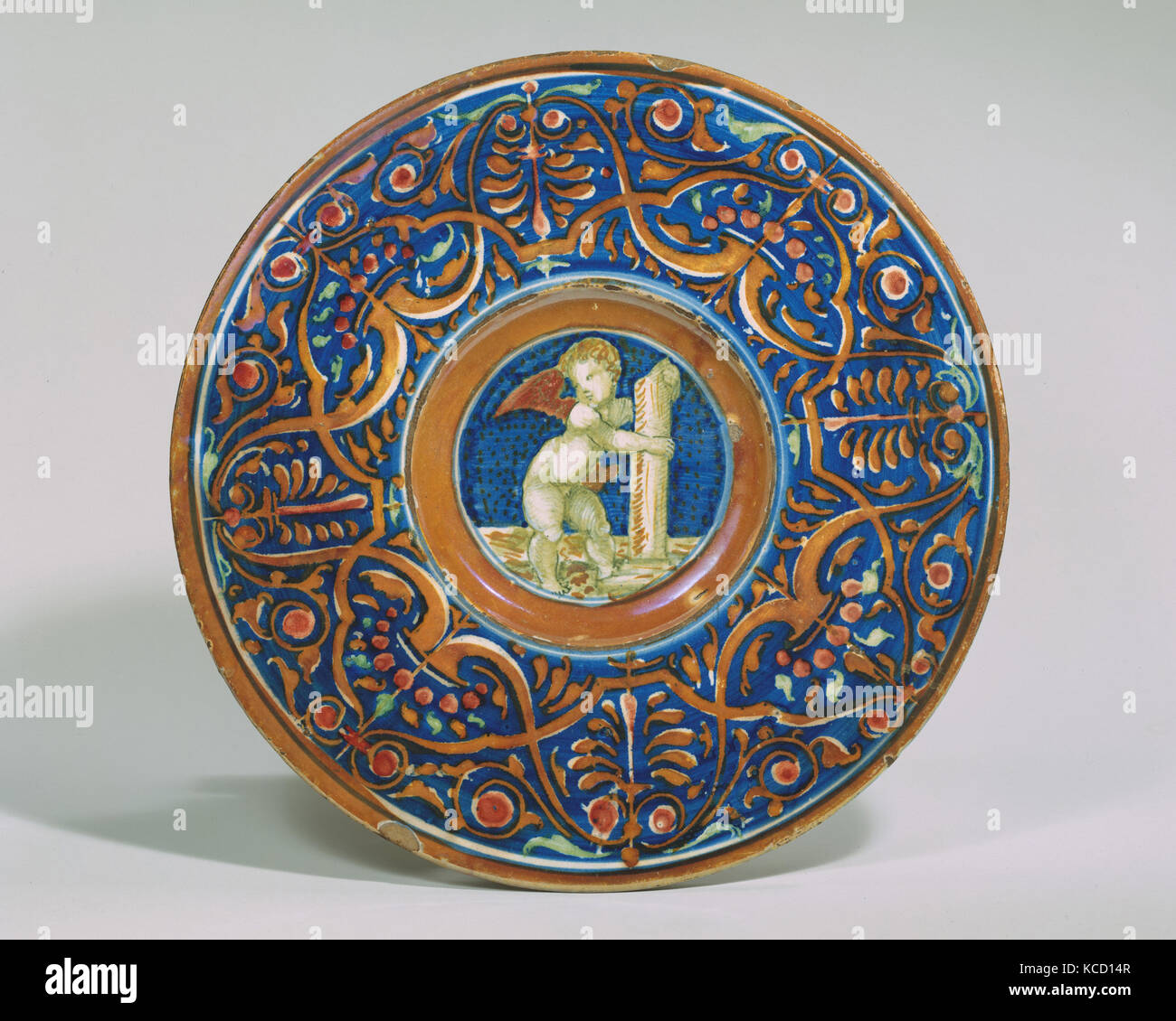 Plate (tagliere), ca. 1525–30, Italian, Gubbio, Maiolica (tin-glazed earthenware), Diameter: 9 15/16 in. (25.3 cm), Ceramics Stock Photo
