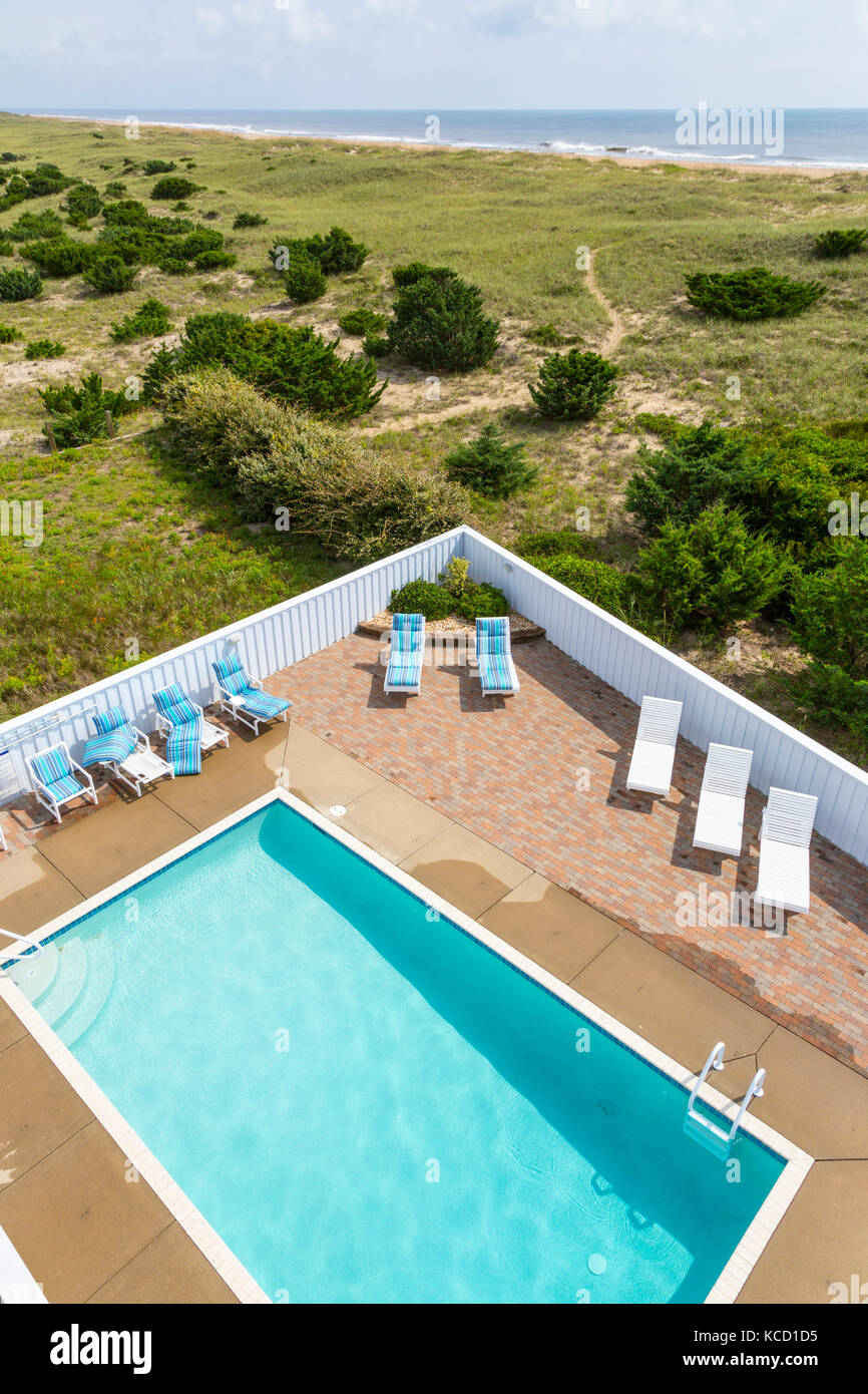 Avon, Outer Banks, North Carolina, USA.  Beach House Pool, Atlantic Ocean in Distance. Stock Photo