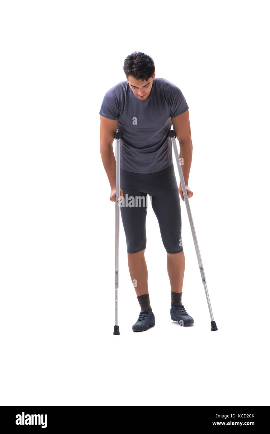 Сколько нужно ходить на костылях после эндопротезирования. Спортсмен на костылях. Как ходить на костылях после эндопротезирования коленного сустава.