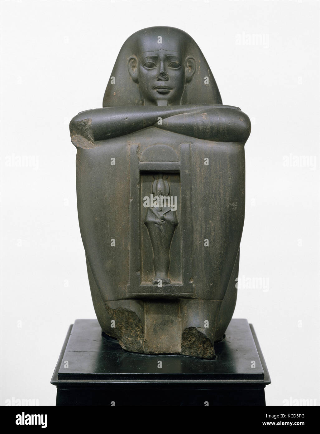 Naophorous Block Statue of a Governor of Sais, Psamtikseneb, 664–610 B.C Stock Photo