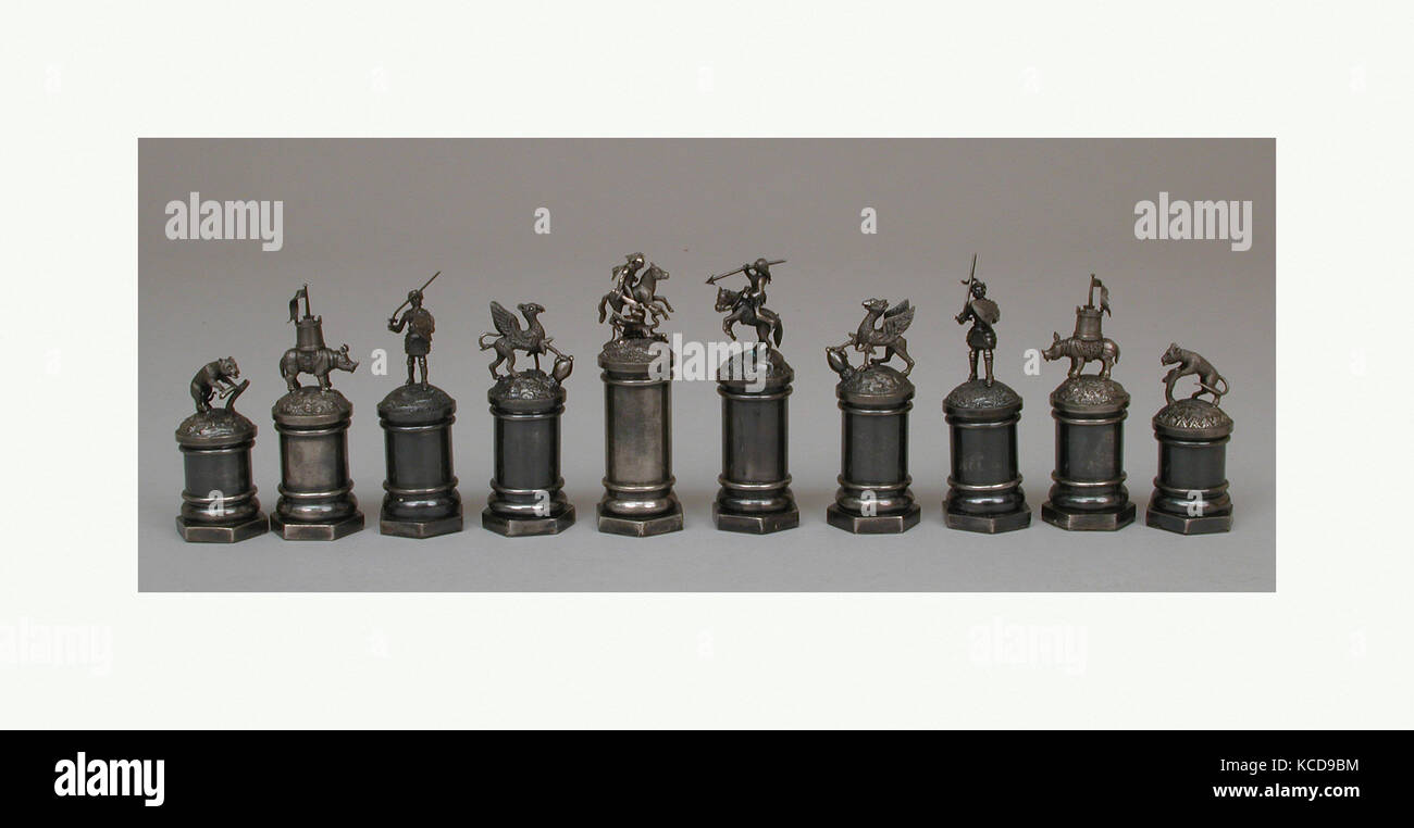 Chessmen (32) and box, probably first half 19th century Stock Photo