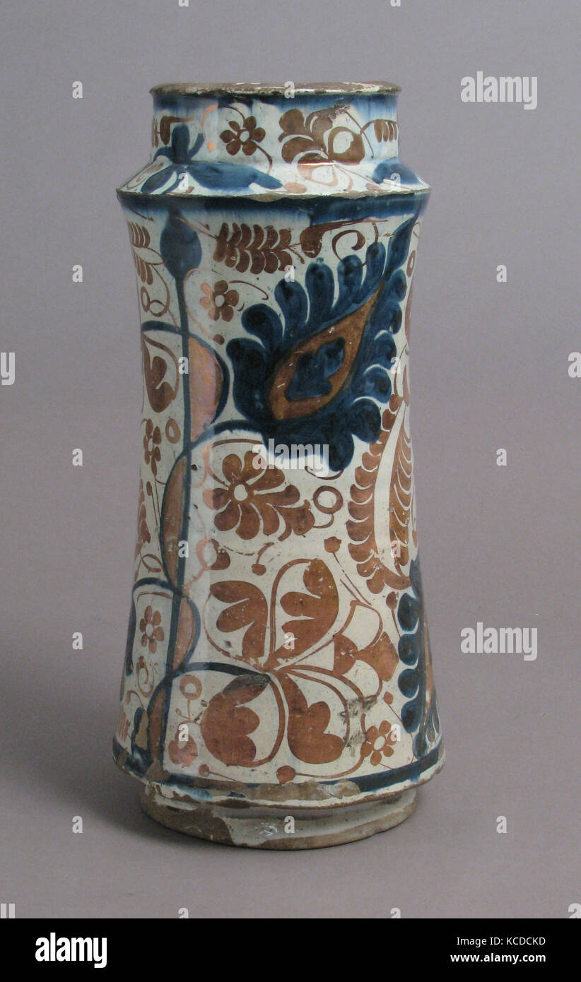 Pharmacy Jar, second half 15th century, Made in probably Manises
