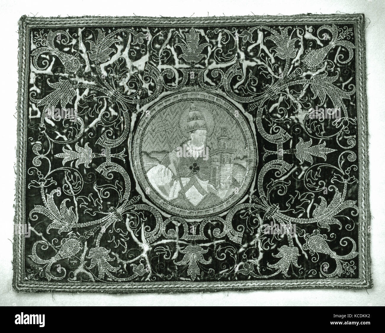 Roundel appliquéd to rectangular panel, 15th and 17th century Stock Photo