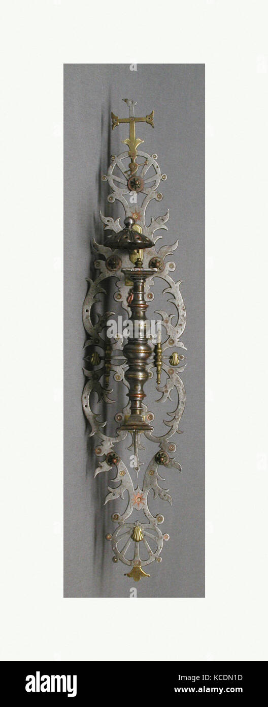 Handle and escutcheon with latch, 18th century, Spanish, Iron, brass