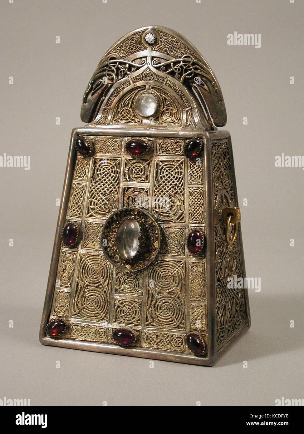 The Bell of Saint Patrick Shrine, Elkington & Co., early 20th century (original dated 1091–1105 Stock Photo