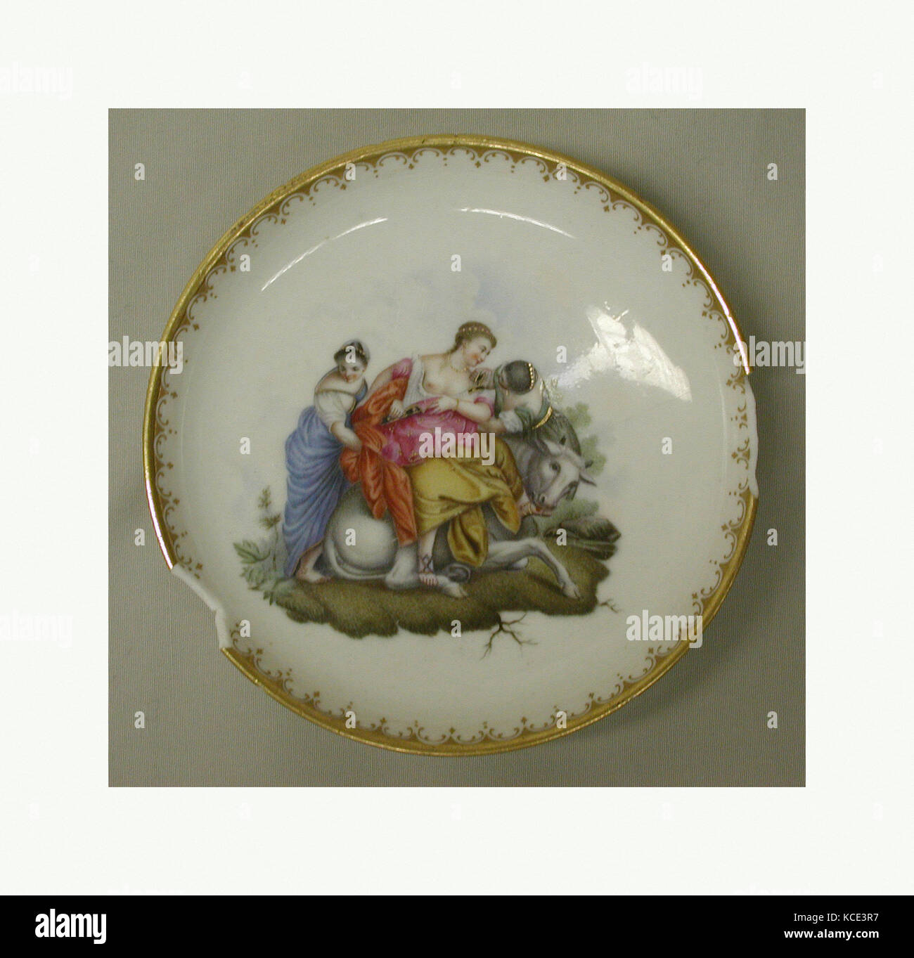 Saucer, ca. 1760, Spanish, Madrid, Softpaste porcelain, Diameter 5 7/