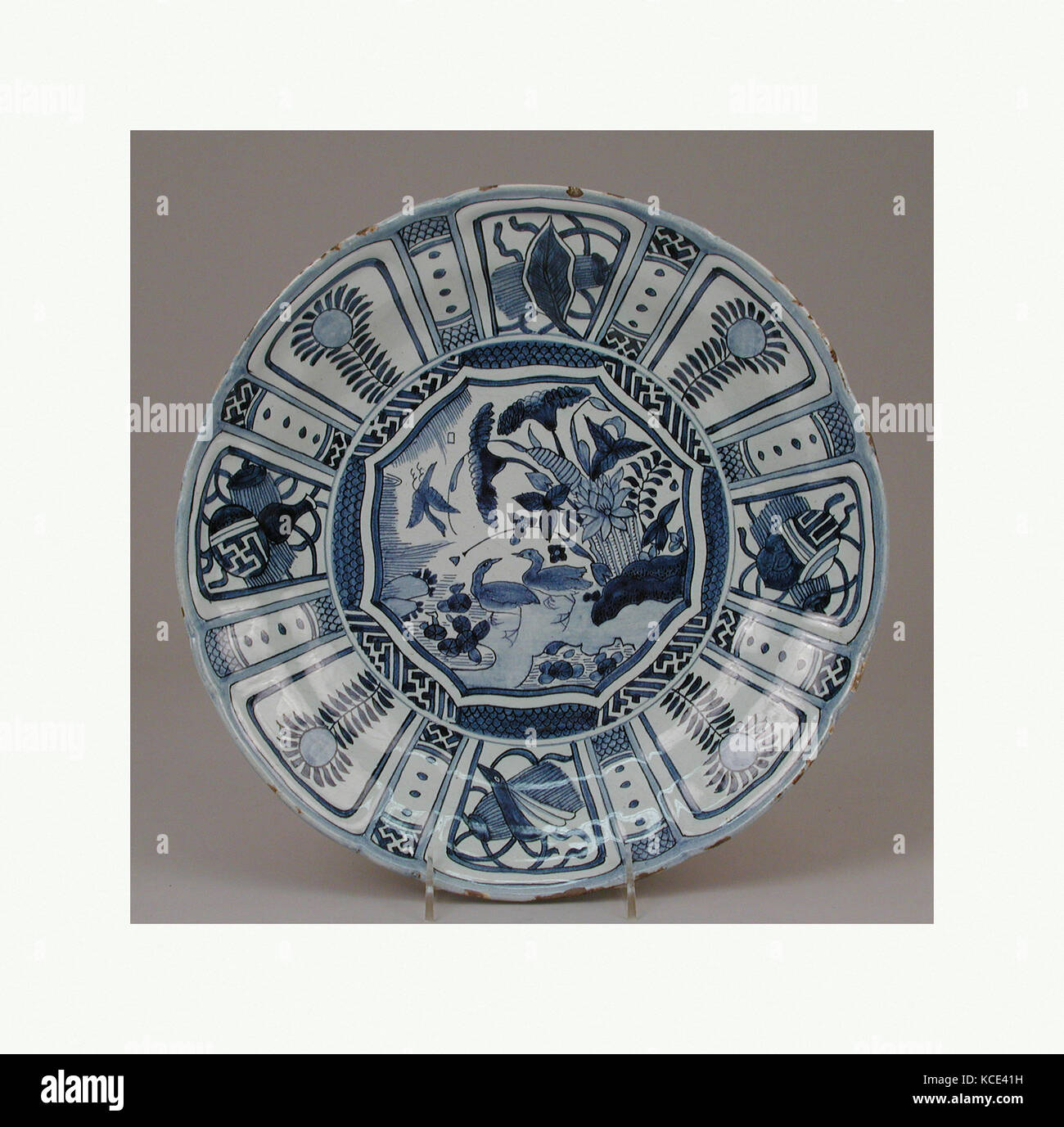 Dish, ca. 1700–1730, Dutch, Delft, Tin-glazed earthenware, Diameter: 13 3/8 in. (34 cm), Ceramics-Pottery Stock Photo