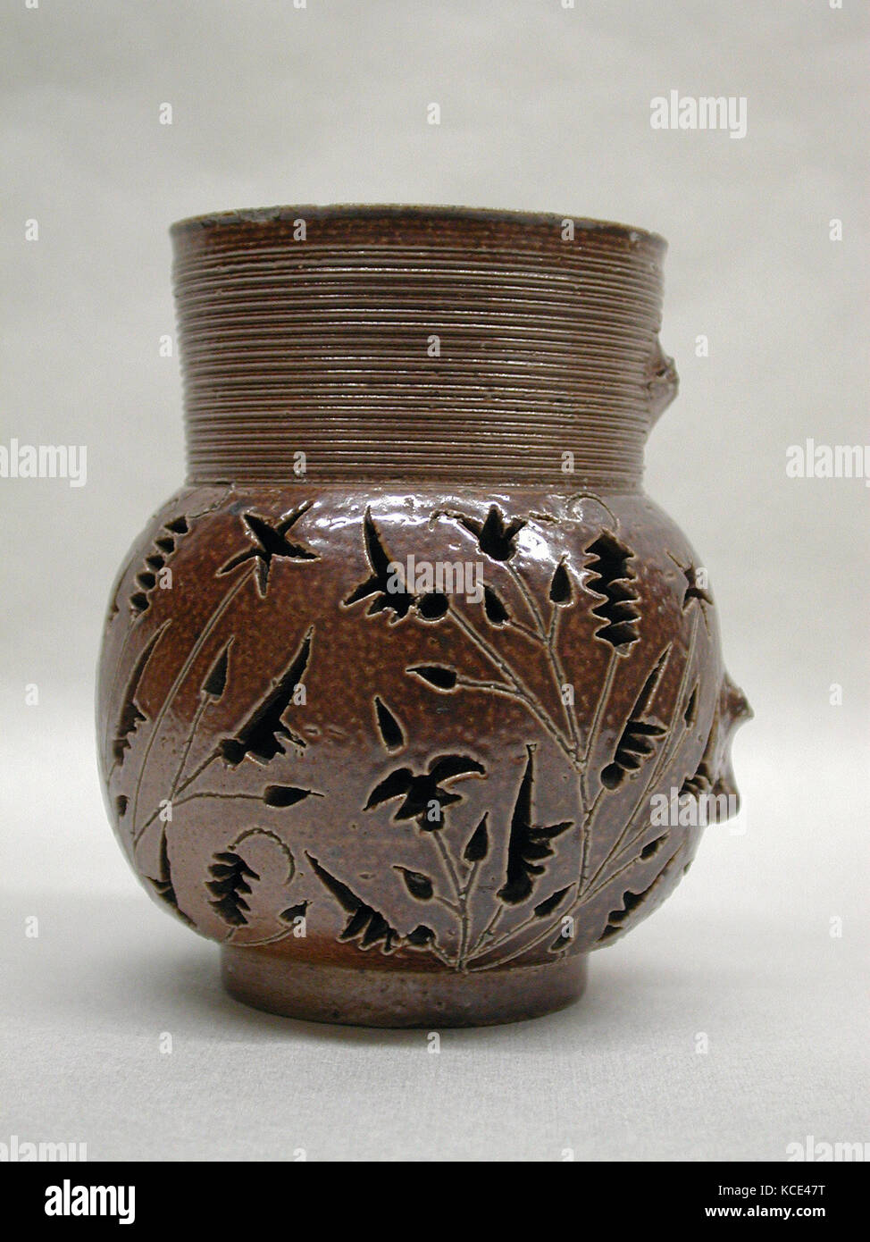 Tankard, ca. 1700, British, probably Nottingham, Saltglazed earthenware, Height 3 15/16 in