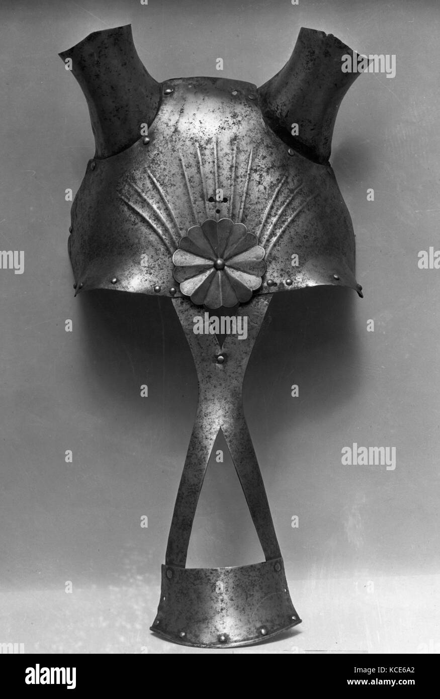Shaffron (Horse's Head Defense), 16th century, German, Steel, H. 24 1/2 in. (62.2 cm); W. 11 1/2 in. (29.2 cm); D. 6 1/4 in. (15 Stock Photo