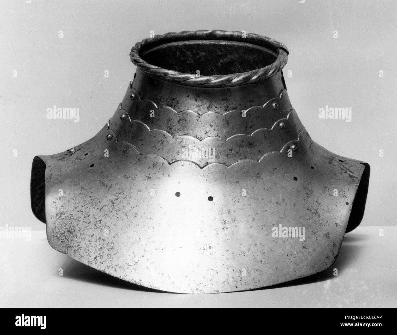 Gorget, 16th century, German, Steel, H. 8 in. (20.3 cm); W. 12 1/2 in. (31.8 cm); Wt. 2 lb. 14 oz. (1304 g), Armor Parts Stock Photo