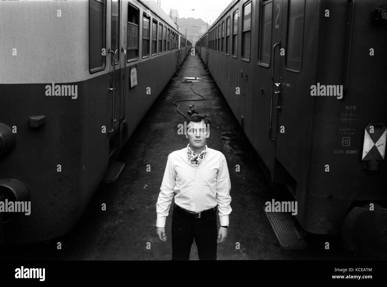 Movie theatre bench hi-res stock photography and images - Alamy