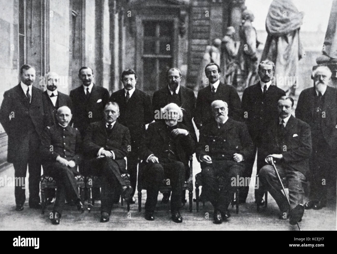 Photograph of the New French Ministry of 1915. Pictured is Marie-Jean-Lucien Lacaze (1860-1955) Minister of the Navy, René Viviani (1863-1925) Alexandre Ribot (1842-1923) President of the Council and Minister of Foreign Affairs, Léon Bourgeois (1851-1925) Minister of Labour and Social Security Provisions, and André Maginot (1877-1932) Minister of Overseas France. Dated 20th Century Stock Photo