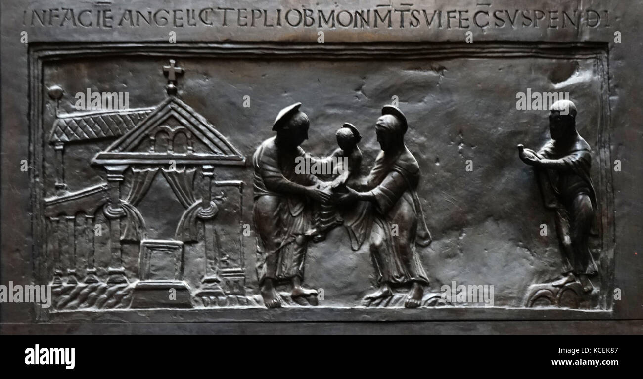 Bronze doors of bernward hires stock photography and images Alamy