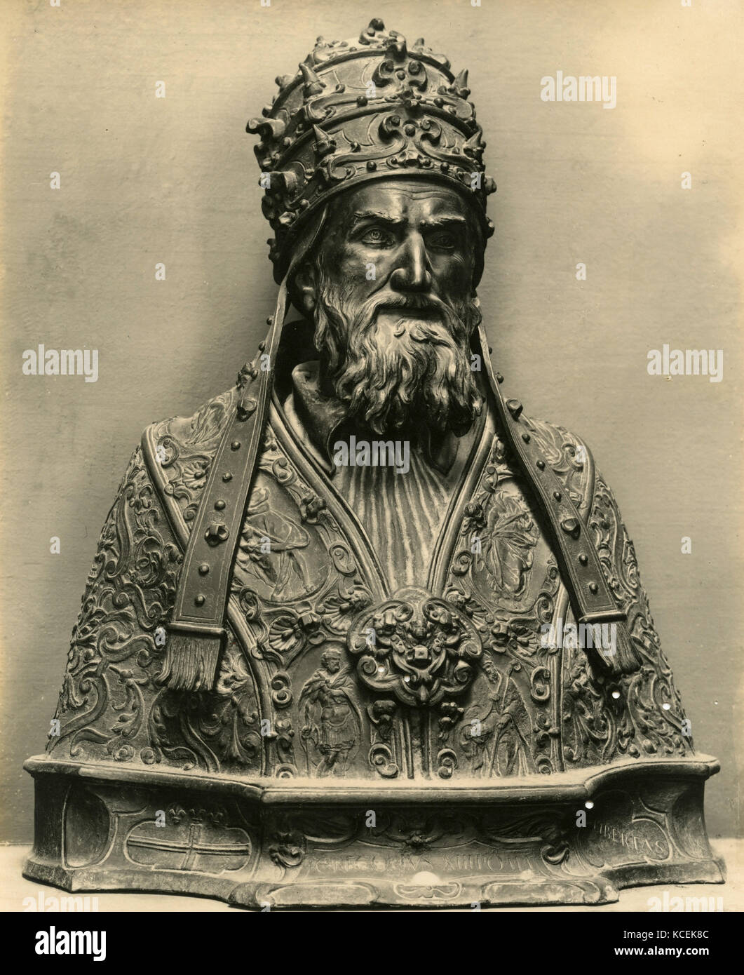 Bronze bust statue of Pope Gregory XIII Stock Photo