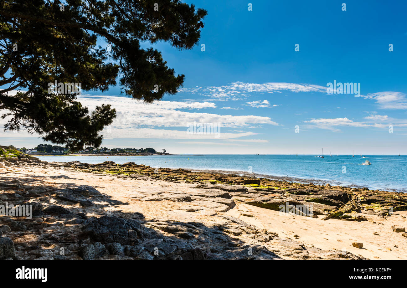 Bay and river at Benodet, Brittany, France Stock Photo Alamy