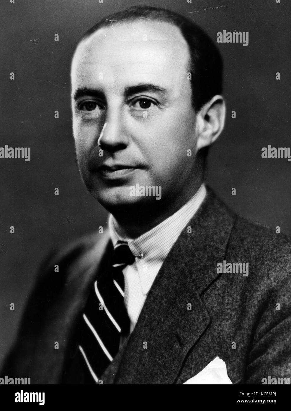 Adlai Ewing Stevenson II (1900 – 1965) American politician and diplomat, noted for his intellectual demeanour, eloquent public speaking, and promotion of progressive causes in the Democratic Party. He served as the 31st Governor of Illinois, and received the Democratic Party's nomination for president in 1952 even though he had not campaigned in the primaries Stock Photo