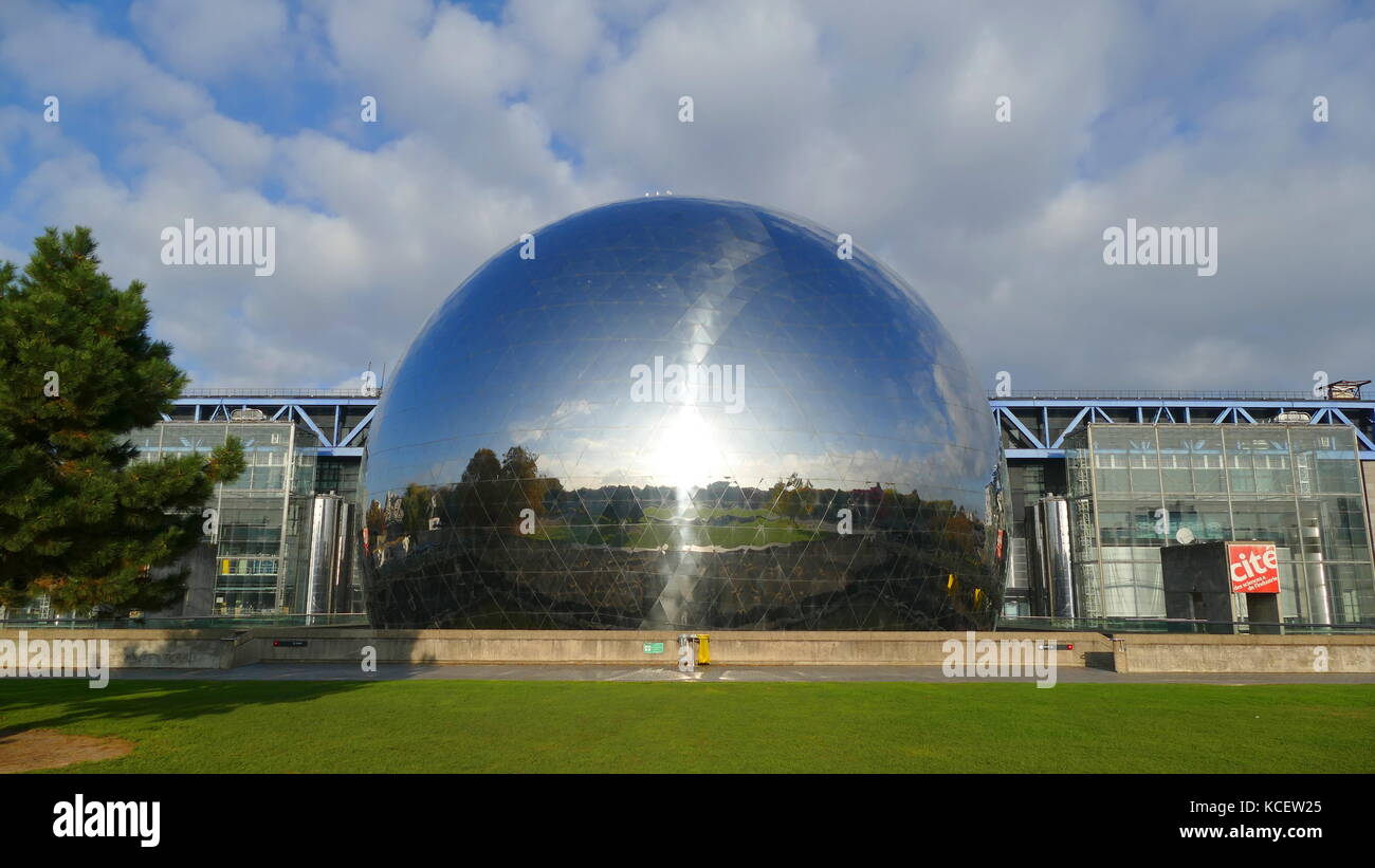 La Géode is a mirror-finished geodesic dome opened in 1985 in Paris. It holds an Omnimax theatre in Parc de la Villette at the Cité des Sciences et de l'Industrie (City of Science and Industry) in the 19th arrondissement of Paris, France. Stock Photo