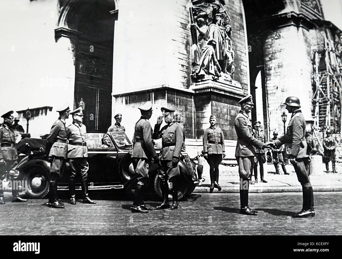 Photograph of German officers at Place Etoile, beneath the arc de Triomphe, Paris; during the German occupation of France 1940. Dated 20th Century Stock Photo