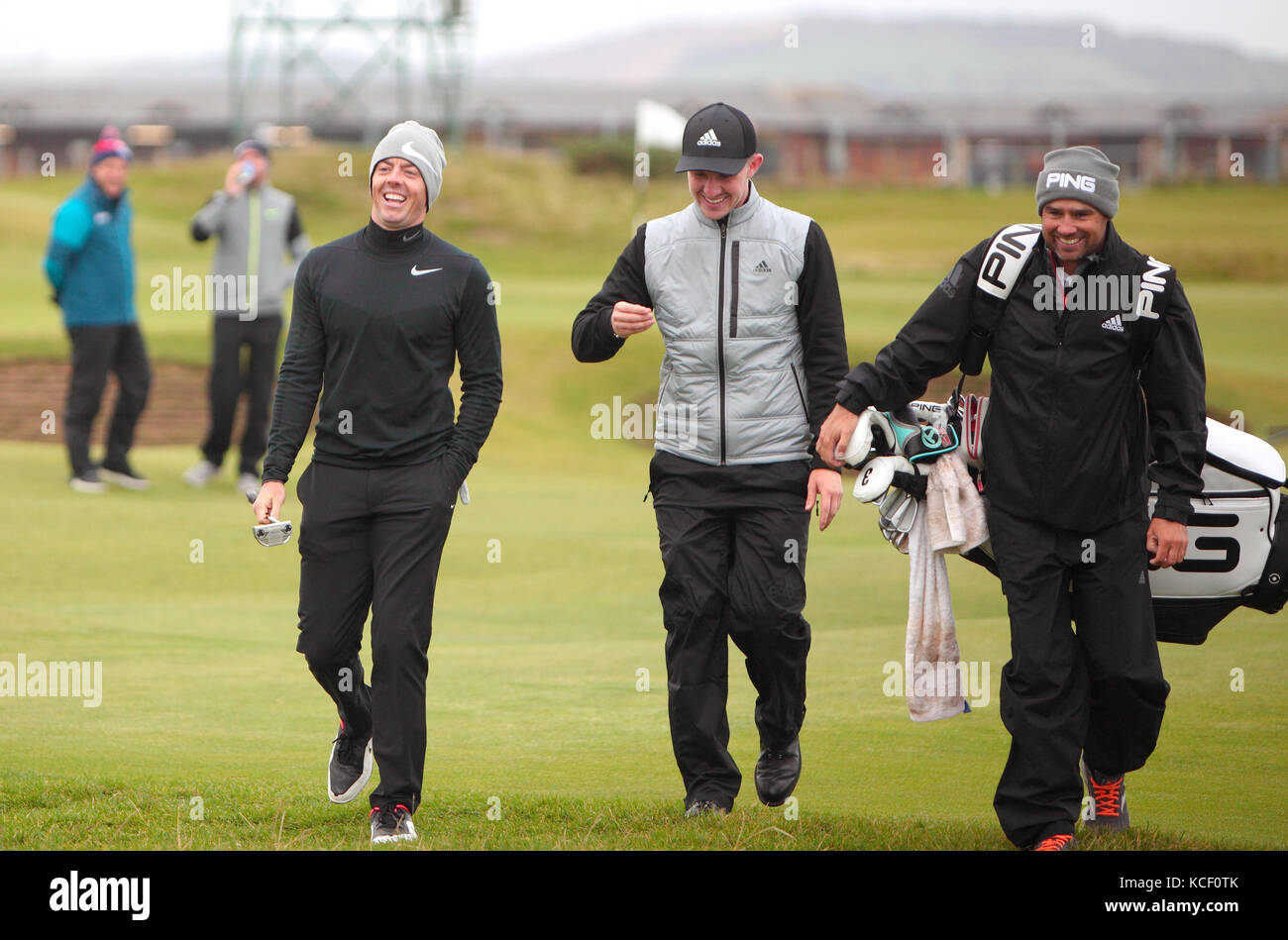 St Andrews, Fife, Scotland, UK. 4th October, 2017. The Alfred Dunhill Links Golf Championship. Rory McIlroy, and Connor Syme play a pratice round at The Alfred Dunhill Links Championship;, St Andrews fife Scotland, uk Wednesday 4th of October 2017 Credit: Derek Allan/Alamy Live News Stock Photo