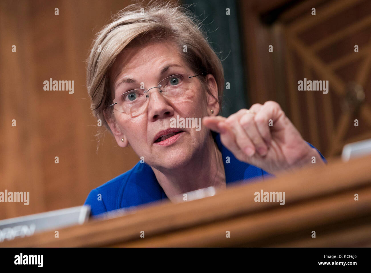 Washington DC, USA. 04th Oct, 2017. Sen. Elizabeth Warren (D-MA) questions a witness during a Senate Banking, Housing and Urban Affairs Committee hearing entitled, “An Examination of the Equifax Cybersecurity Breach,” in Washington, D.C., on October 4, 2017. The data breach is believed to have compromised the social security numbers of over 140 million Americans. Credit: Kristoffer Tripplaar/Alamy Live News Stock Photo
