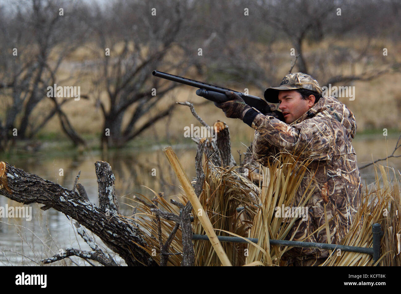 Duck Hunter High Resolution Stock Photography and Images Alamy