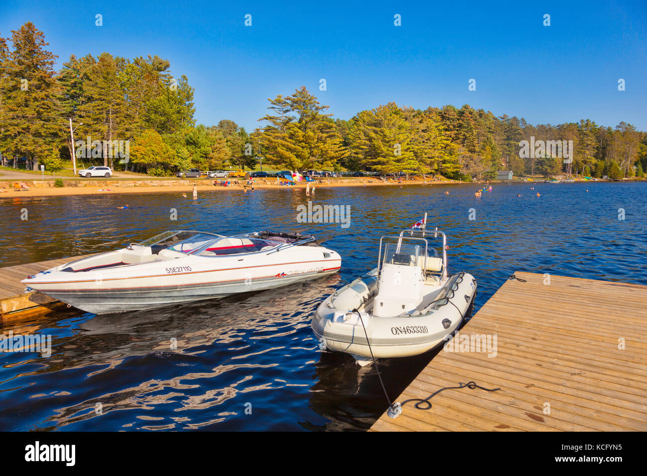Boats docked in Canada,Ontario,Huntsville,Dwight, Dwight Beach sommer