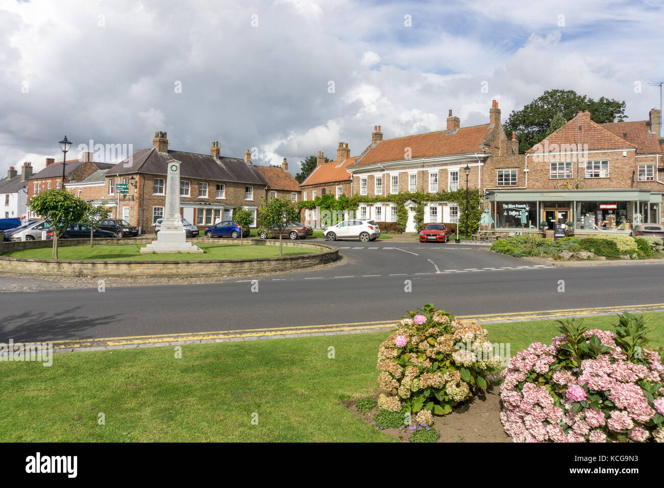Easingwold cenotaph hires stock photography and images Alamy