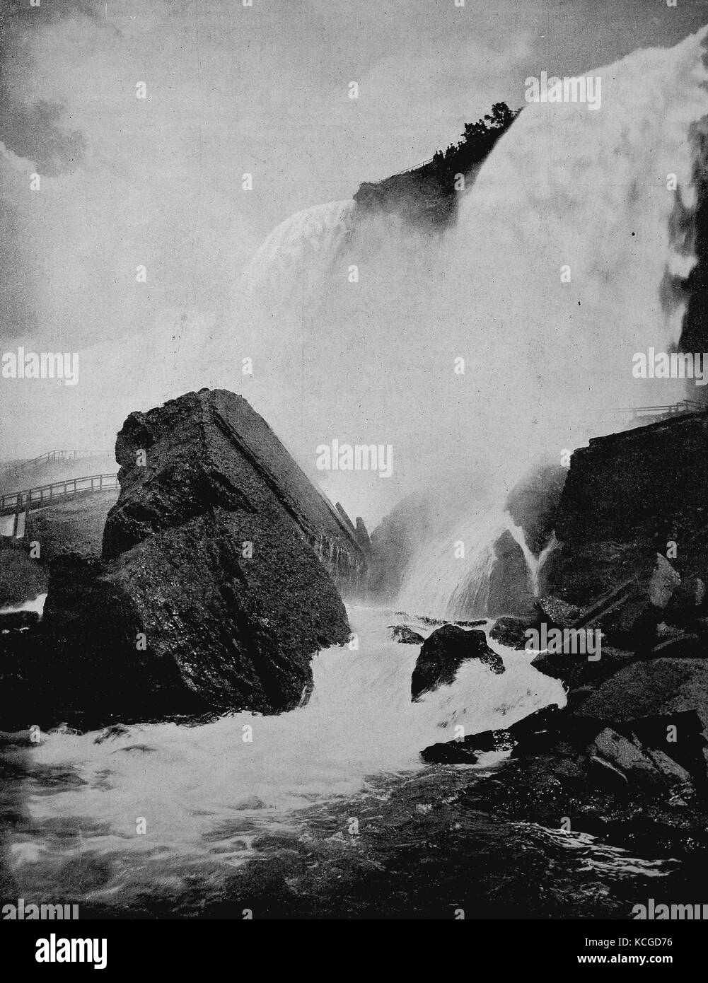 United States of America, rocks below the Niagara Falls on the American side, digital improved reproduction of a historical photo from the (estimated) year 1899 Stock Photo