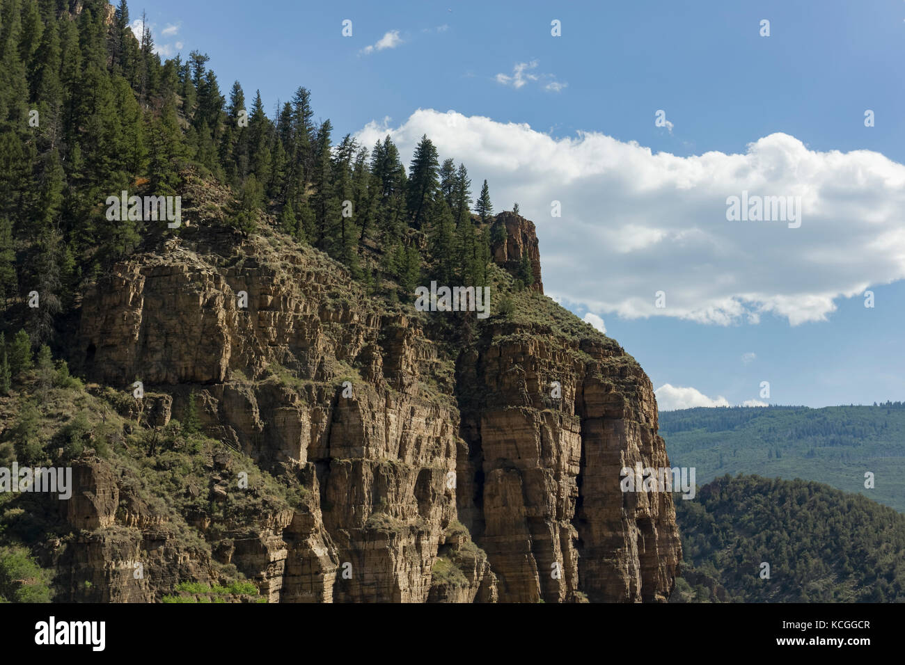 Sky mountainside hi-res stock photography and images - Alamy