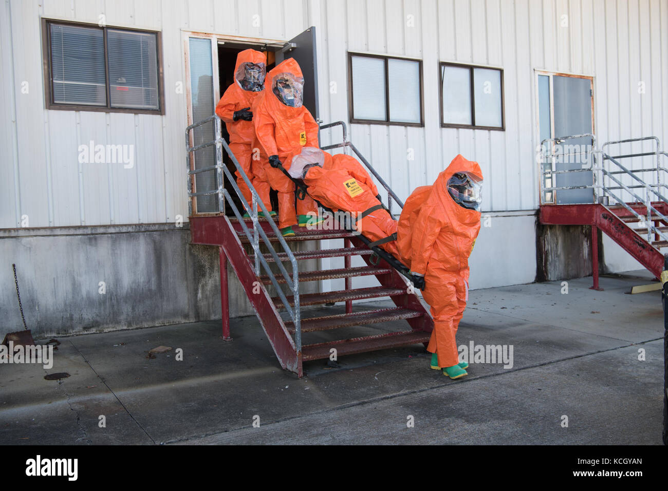 U.S. Soldiers and Airmen assigned to the 43rd Civil Support Team, South Carolina National Guard, set up their decontamination site and train on their techniques in assessing how to deal with a suspicious package, at the Columbia Metro Airport, West Columbia, S.C., Oct., 3, 2017. The training exercise was in preparation for an upcoming national level inspection as well as to hone their skills in advising, assisting, assessing and identify any hazards for federal, state and local incident commanders. (U.S. Army National Guard photo by Spc. Chelsea Baker) Stock Photo