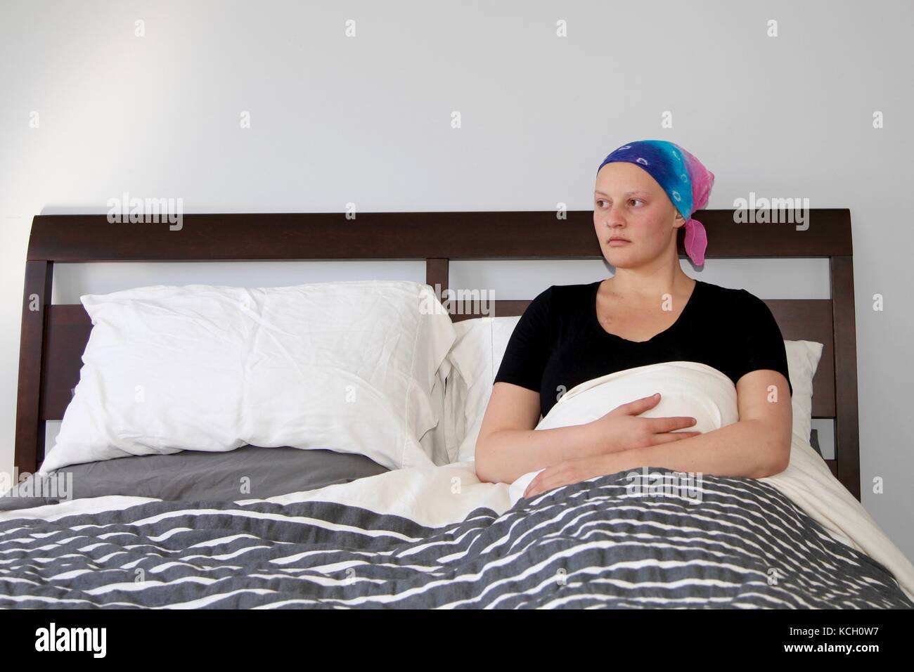 Cancer patient bed hi-res stock photography and images - Alamy