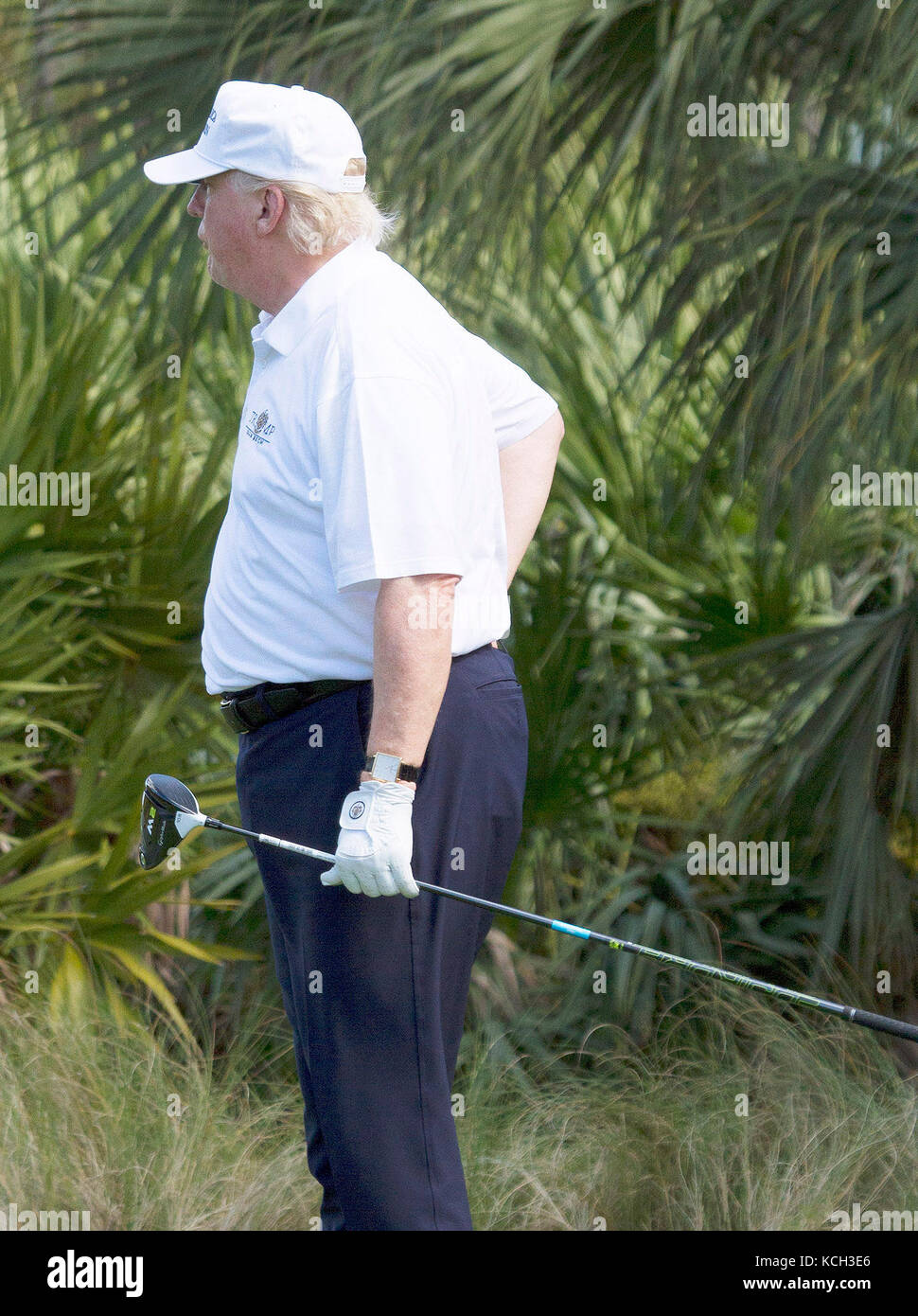 JUPITER, FL - FEBRUARY 11: (EXCLUSIVE COVERAGE) - NY DALLIES OUT- FRANCE OUT - US President Donald Trump and Japan's Prime Minister Shinzo Abe enjoy playing golf in Florida After reportedly hitting it off in the Oval Office, President Donald Trump and his Japanese counterpart Shinzo Abe teed off on the golf course and discussed US-Asia engagement. on February 11, 2017 in Jupiter, Florida.  People:  Donald Trump  Transmission Ref:  MNC45  Hoo-Me.com / MediaPunch Stock Photo