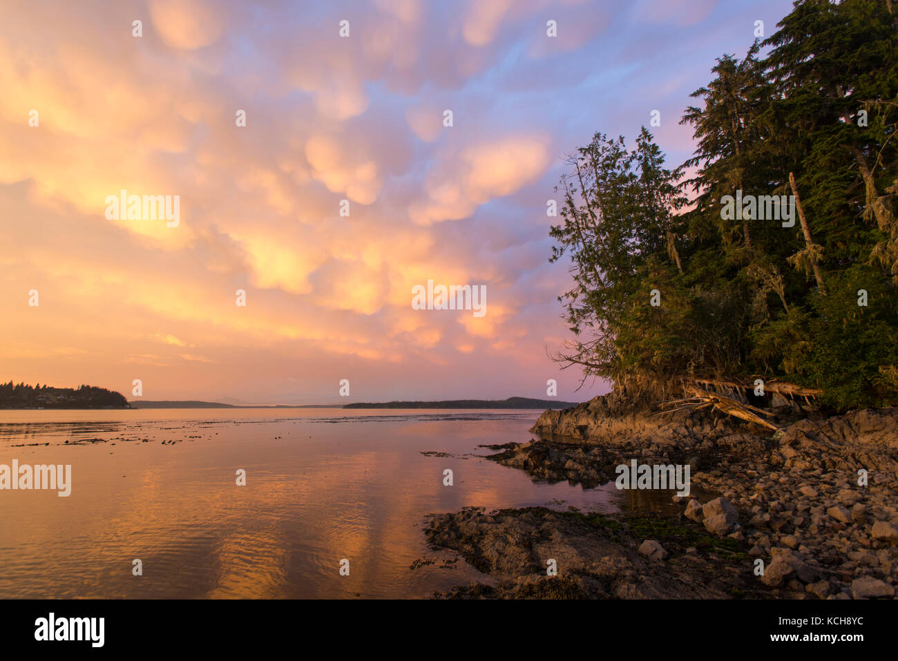 Port mcneill hires stock photography and images Alamy
