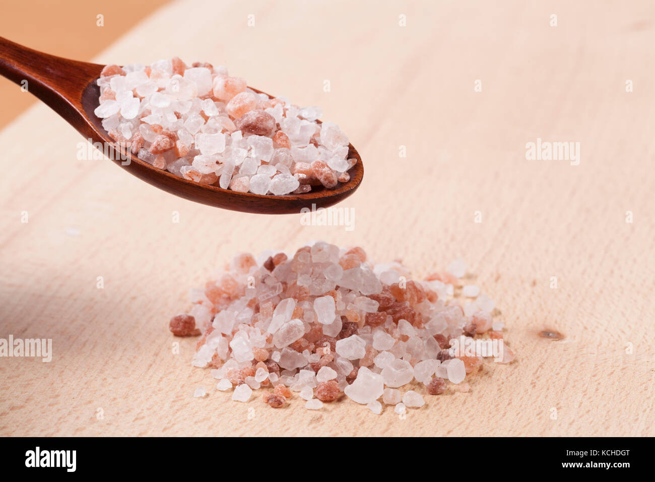 Himalayan rock salt powder hi-res stock photography and images - Alamy